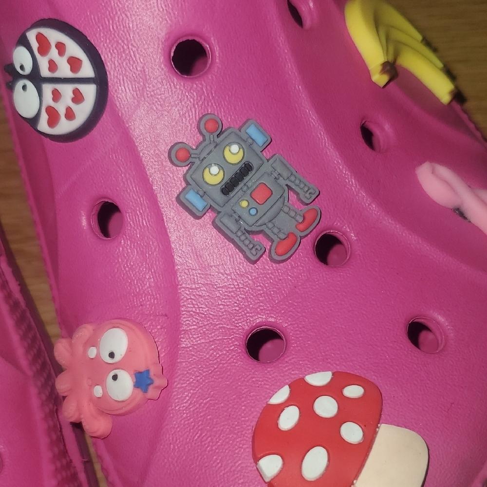 Unisex  Pink Crocs with Fun Charms - Picture 7 of 7